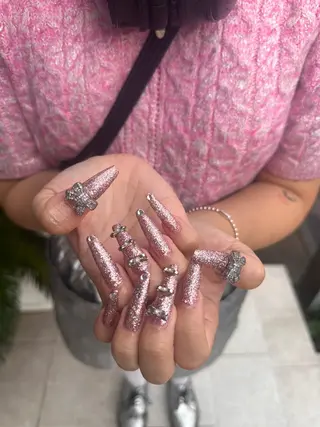 ネイル Nail&Eye hanaのネイルデザイン