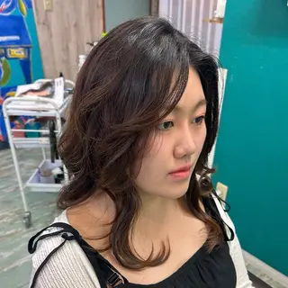 ロング 三原 友美のヘアスタイル