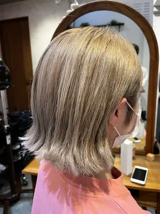 ショート カラー 佐藤槙哉 サトウシンヤのヘアスタイル