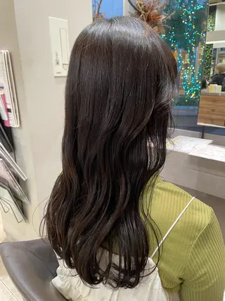 ロング 原 萌香のヘアスタイル