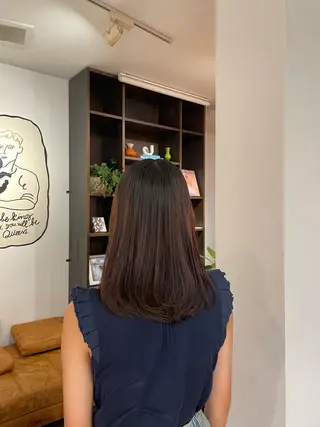 ミディアム 西野 優夏のヘアスタイル