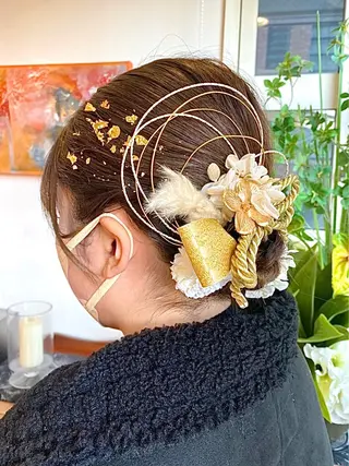 ショート ヘアアレンジ 鶴﨑 美優亜のヘアスタイル