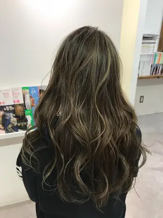ロング カラー ri saのヘアスタイル