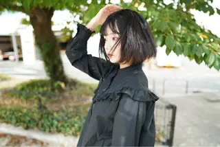 ミディアム カラー Lull1人美容室 バレイヤージュのヘアスタイル