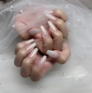 ネイル KARI ネイルサロンのネイルデザイン