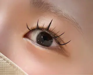 マツエク・マツパ 四条烏丸/frill 🩶akaneのマツエク・マツパデザイン