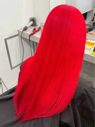 ロング カラー ハイトーン🪼派手髪 mahoのヘアスタイル