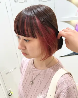 ミディアム カラー ハッシュカット/ ブリーチ/アスナのヘアスタイル