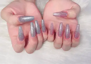 ネイル 渋谷T&B りお ロング無制限中💫のネイルデザイン