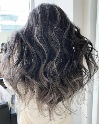 ロング カラー ヘアアレンジ 阿部 圭悟のヘアスタイル