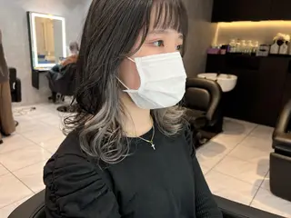 カラー SALOWIN栄 高須大貴のヘアスタイル