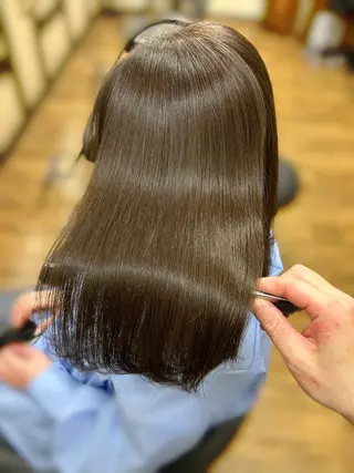 ロング みやたゆうき 髪質改善講師のヘアスタイル