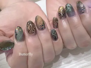 ミディアム m kaori𓃟のネイルデザイン