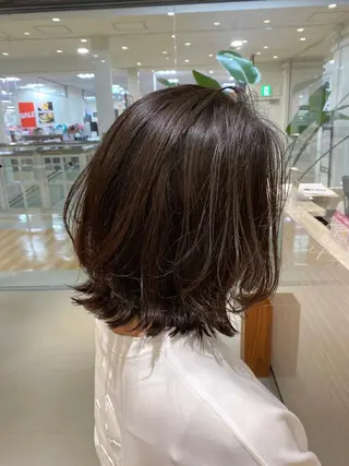 ミディアム NAKAHARA TSUKUSHIのヘアスタイル