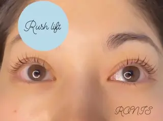 平山 久美のマツエク・マツパデザイン