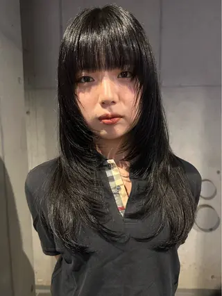 ロング カラー 似合わせウルフ/ レイヤー/山本祐輔のヘアスタイル