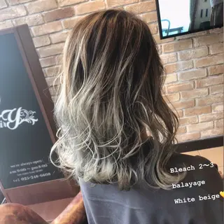 セミロング カラー Lyhair🦊🎀 AKIのヘアスタイル