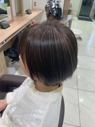 ショート 🌱脱白髪染め特化 🌱岡田将英のヘアスタイル