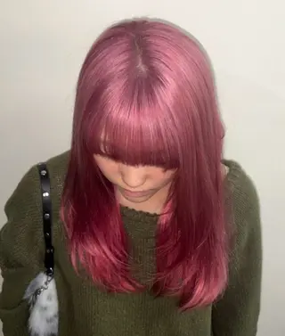 ミディアム ハイトーン/ネイル カナコ🫧のヘアスタイル