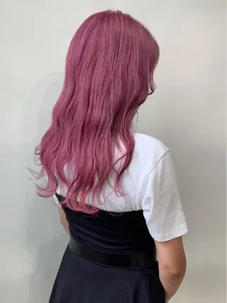 カラー white.梅田 デザインカラー🦄のヘアスタイル