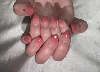 ネイル VIERU 🌈🎀💖のネイルデザイン