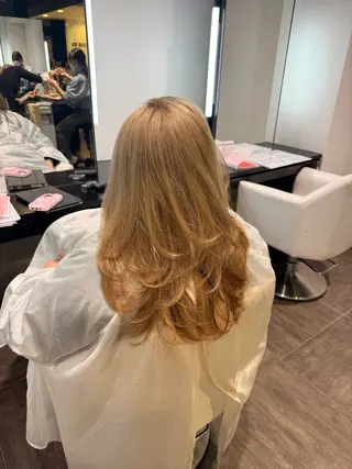 セミロング カラー レイヤー/艶カラー ROKUのヘアスタイル