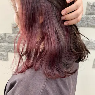 ミディアム カラー 薄田 珠美のヘアスタイル
