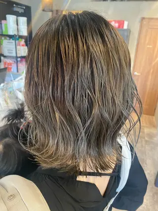 ミディアム sail hairのヘアスタイル