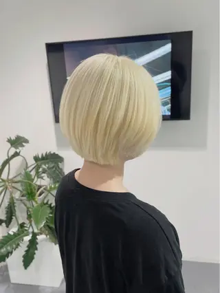 ショート 西山祐生/ハイトーン /ケアブリーチ/艶髪のヘアスタイル