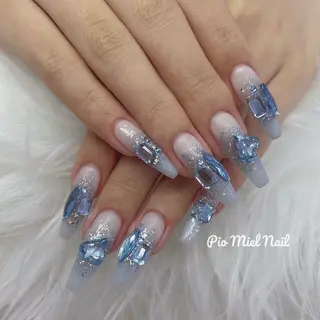 セミロング HANA 長さだしのネイルデザイン