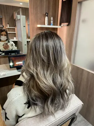 セミロング カラー 広島No.1美髪矯正 髪質改善/河村総一郎のヘアスタイル