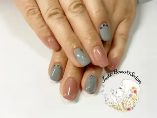 ミディアム ネイル JadeBeauty Salonのネイルデザイン