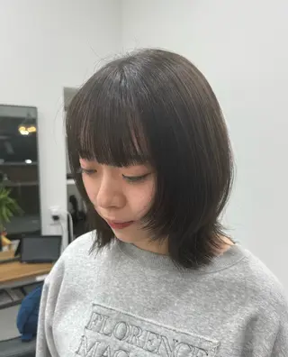 ミディアム カラー 𝘀𝗮𝗲 ⑅*/ 艶髪/ショートボブのヘアスタイル