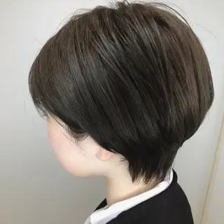 ショート カラー 上田 篤史のヘアスタイル