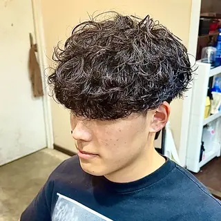 パーマ メンズ スペインカール/ サーフカール/RYUのヘアスタイル