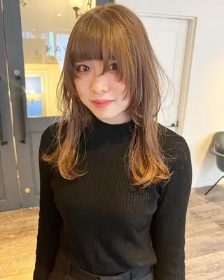 セミロング カラー パーマ ヘアアレンジ メンズ キッズ ネイル マツエク・マツパ アイブロウ ウルフレイヤーカット /チヒロのヘアスタイル