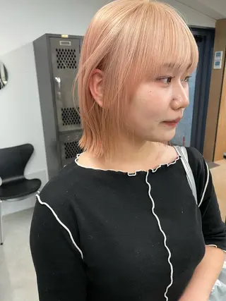 ミディアム カラー オカモト ミユウのヘアスタイル