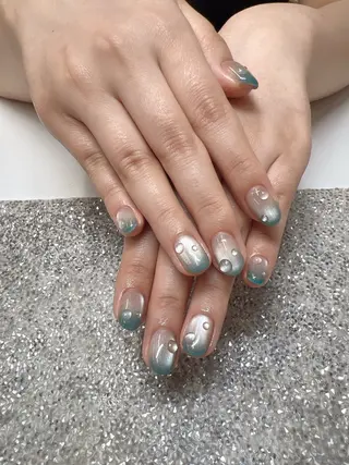 ネイル Guarendo錦糸町店所属・ガレンドウ 白澤 愛子のネイルデザイン