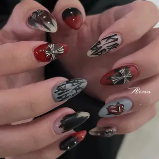 ネイル moca心斎橋店 Aina🐈⬛🤍のネイルデザイン