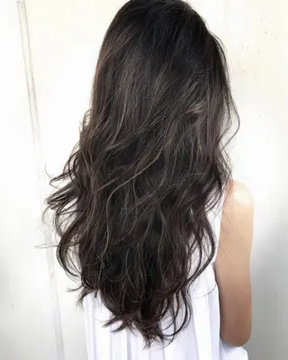 ロング カラー 中塚 義人のヘアスタイル
