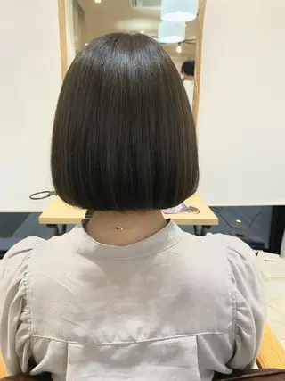 ミディアム カラー ショート& パーマ　坂本のヘアスタイル