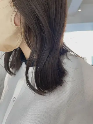 ミディアム カラー 山下 千明のヘアスタイル