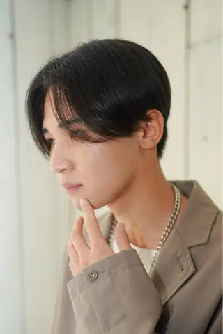 ミディアム メンズ 波巻きスパイラル 近藤剛　浦和のヘアスタイル