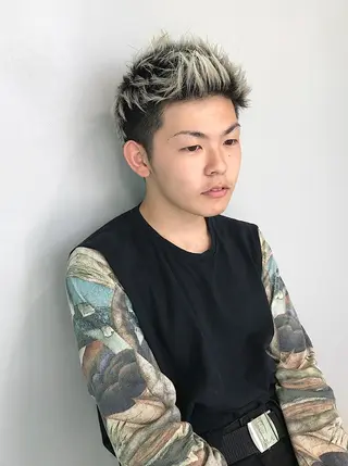 ショート カラー メンズ 山下 亮輔のヘアスタイル