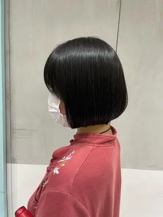 ショート オリーブ カラー✨有坂映哉のヘアスタイル