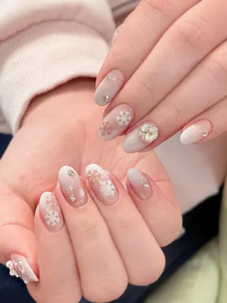 ネイル FuFu.Nail 2️⃣番のネイルデザイン