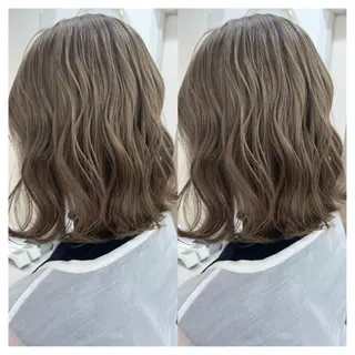 ミディアム カラー 村山 茉衣のヘアスタイル