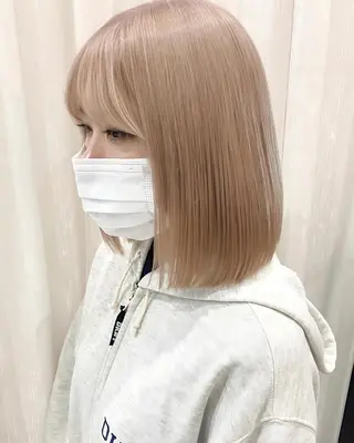 ミディアム mood alissaのヘアスタイル
