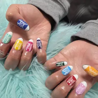 ネイル Thetis nailsのネイルデザイン