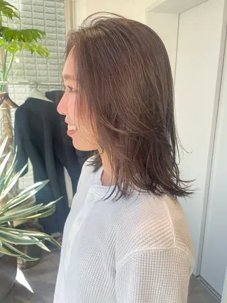 ミディアム カラー 狩野 羅夢のヘアスタイル